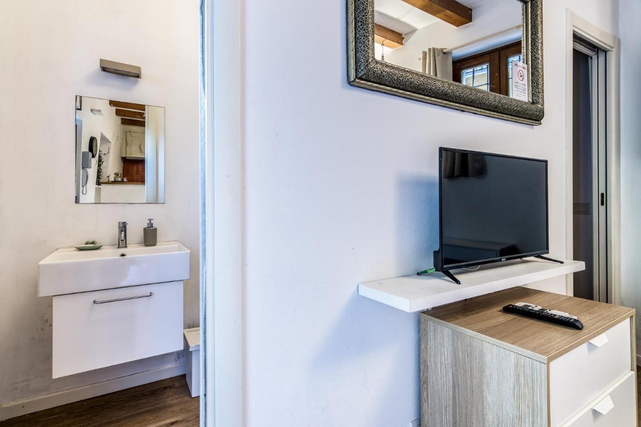 Secret Navigli Suite Milánó Kültér fotó